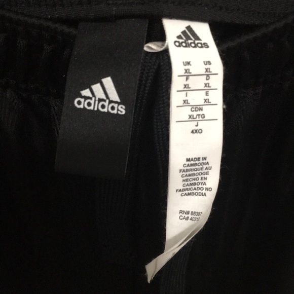 Adidas black on black Tracksuit 2018-19 sew pattern - Picture 9 of 12